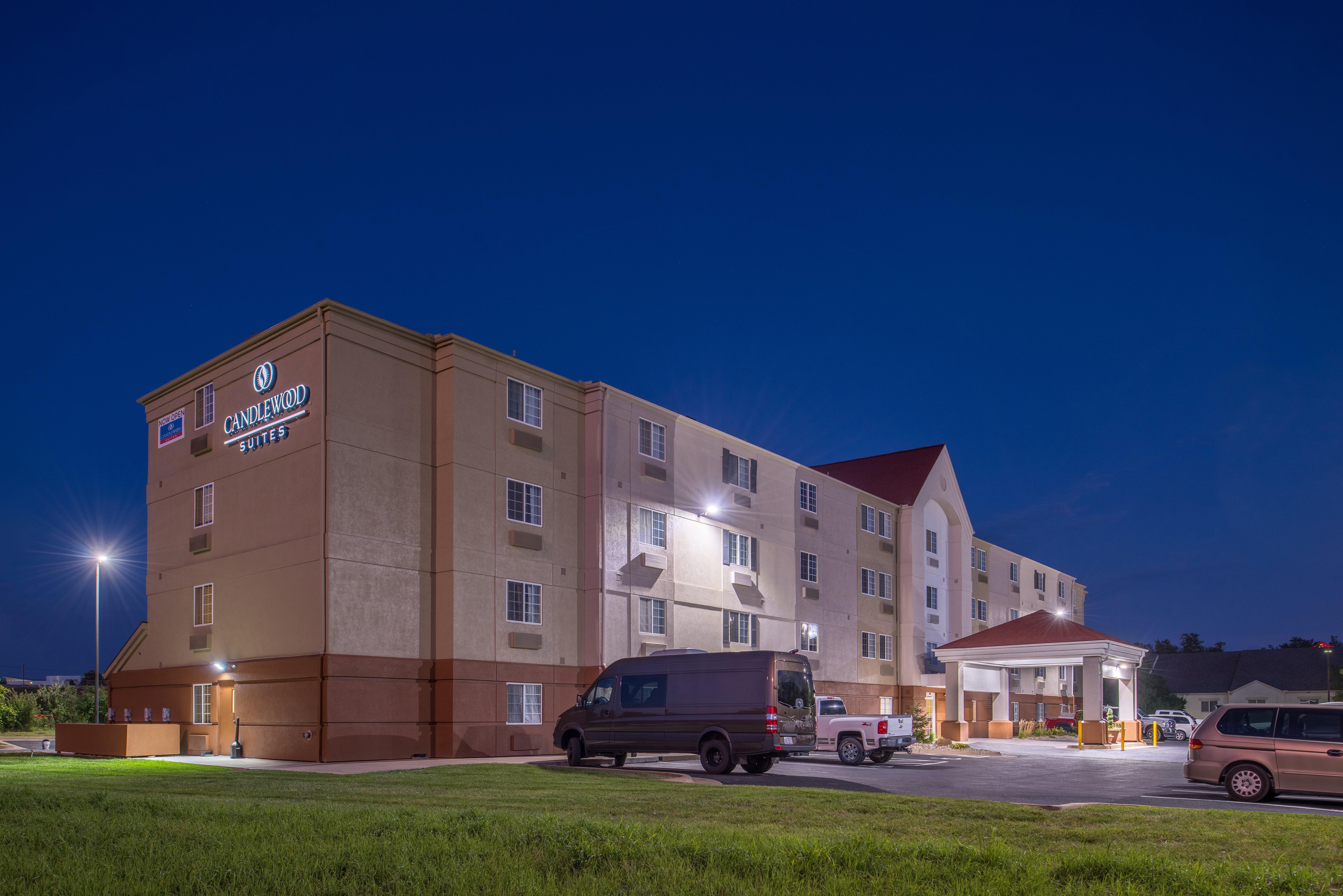 Candlewood Suites - Topeka West By Ihg Eksteriør billede