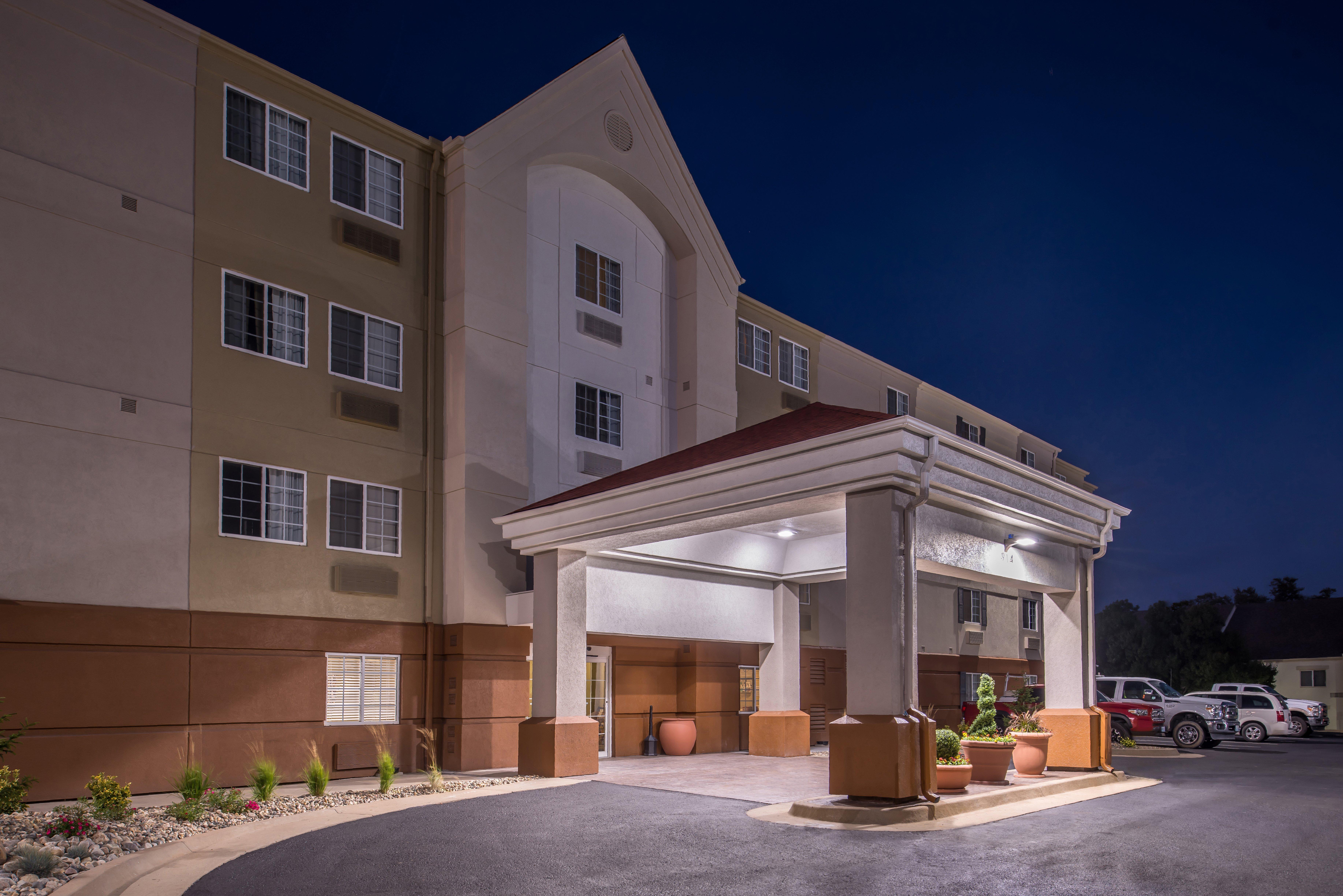 Candlewood Suites - Topeka West By Ihg Eksteriør billede