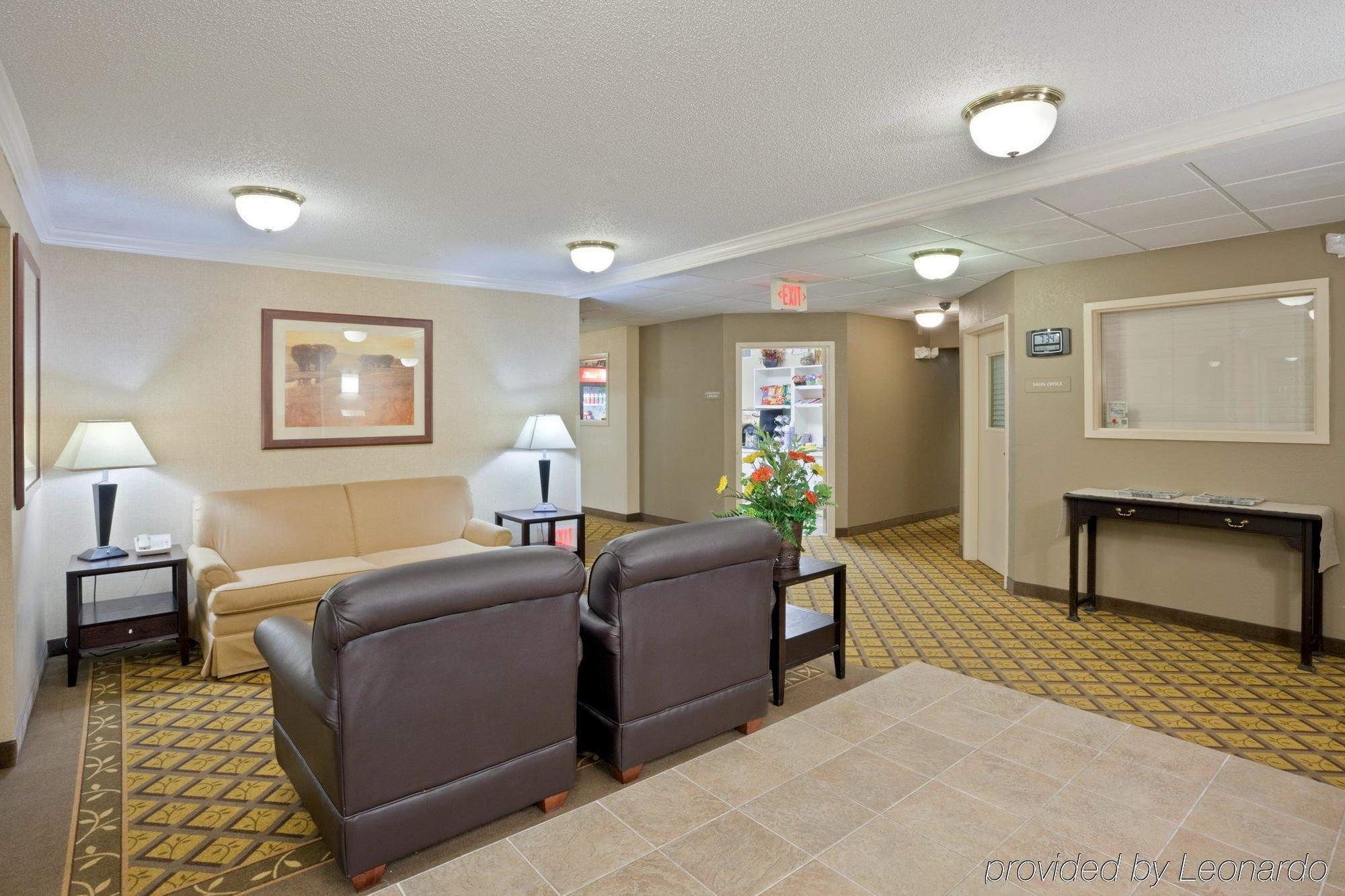 Candlewood Suites - Topeka West By Ihg Eksteriør billede
